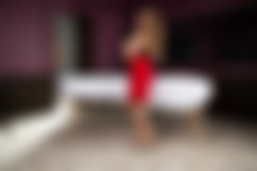 2019-07-06 Megan Rain - Spa For Horny Housewives 2/0022.jpg