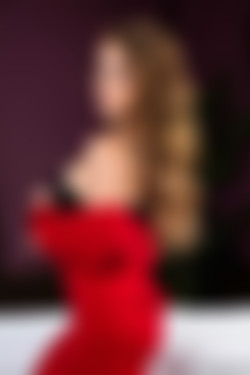 2019-07-06 Megan Rain - Spa For Horny Housewives 2/0012.jpg